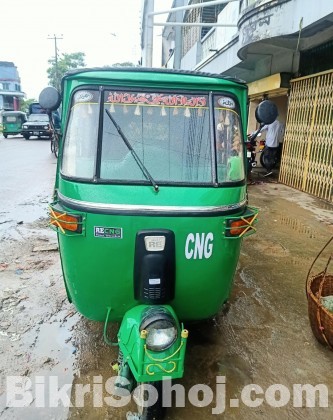 BAJAJ CNG